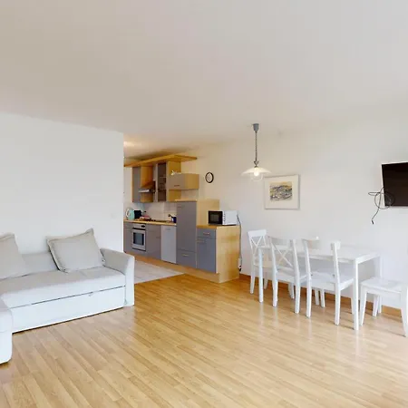 Gemütliches 1 Schlafzimmer - Bergblick Und Ski-nah Apartment